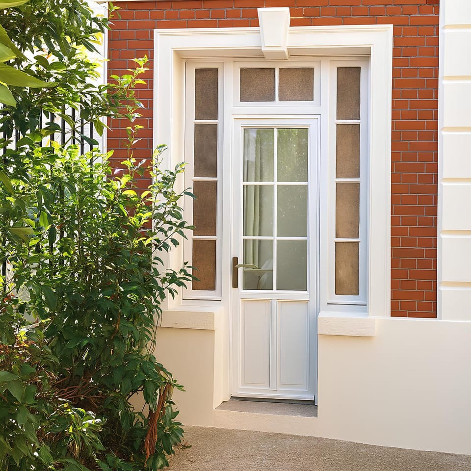 Property building, Location