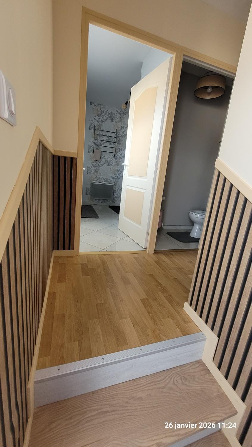 Property building, Bed, Photo of the whole room, Bedroom, Breakfast, wardrobe