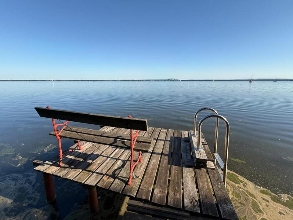 Waldhaus am See mit Wasserzugang House in Wunstorf
