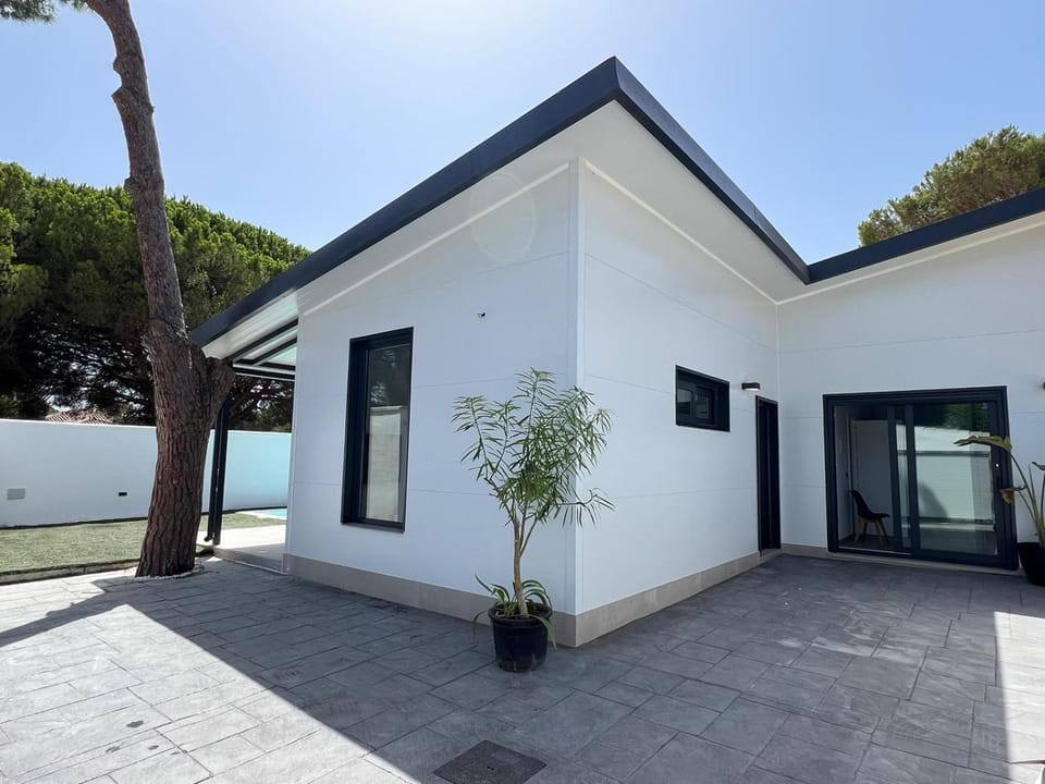 Casa Lumier Chalet in Chiclana de la Frontera