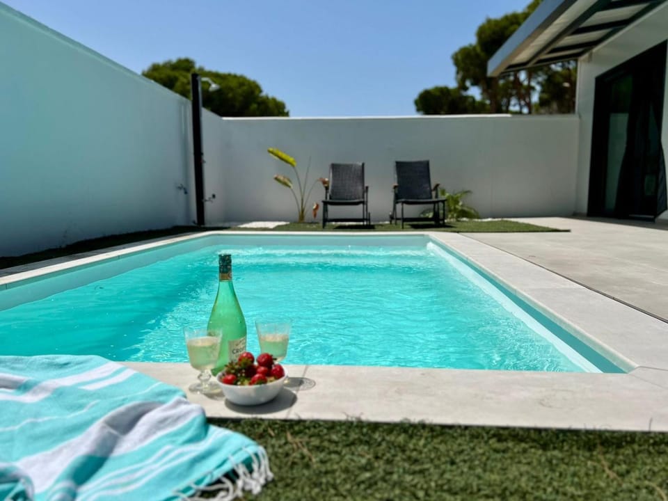 Casa Lumier Chalet in Chiclana de la Frontera