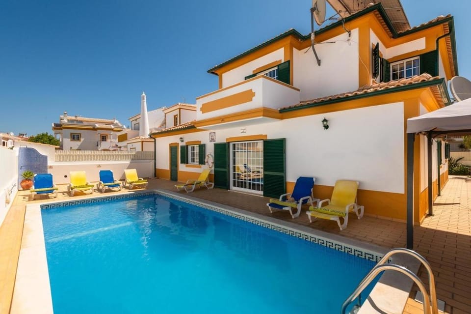 Villa Fatima by Villa Select Villa in Guia