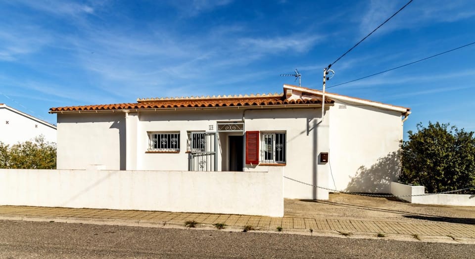 Fener de Dalt 86.1 - Apartamento con vistas Apartment in Alt Empordà