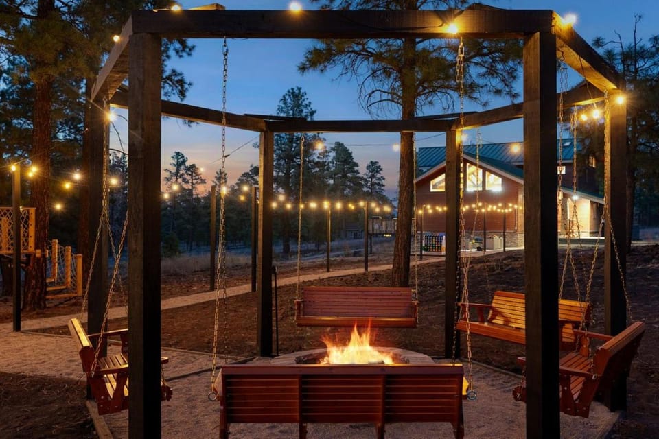 Sleeps 34 Indoor Pickleball Hot Tub & Sauna Country House in Arizona