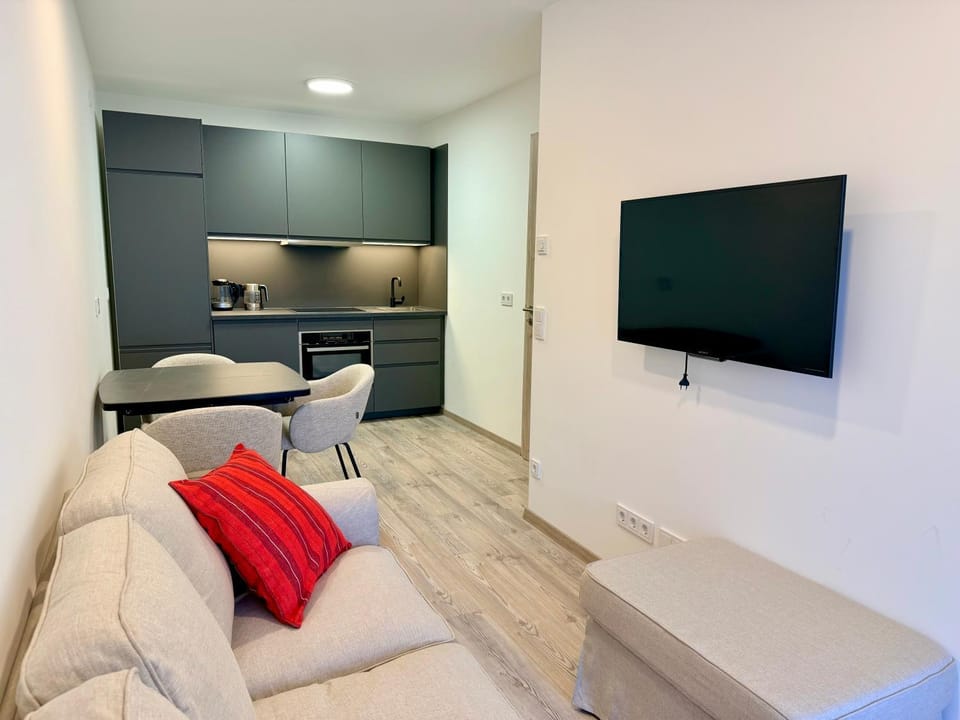 TV and multimedia, Seating area