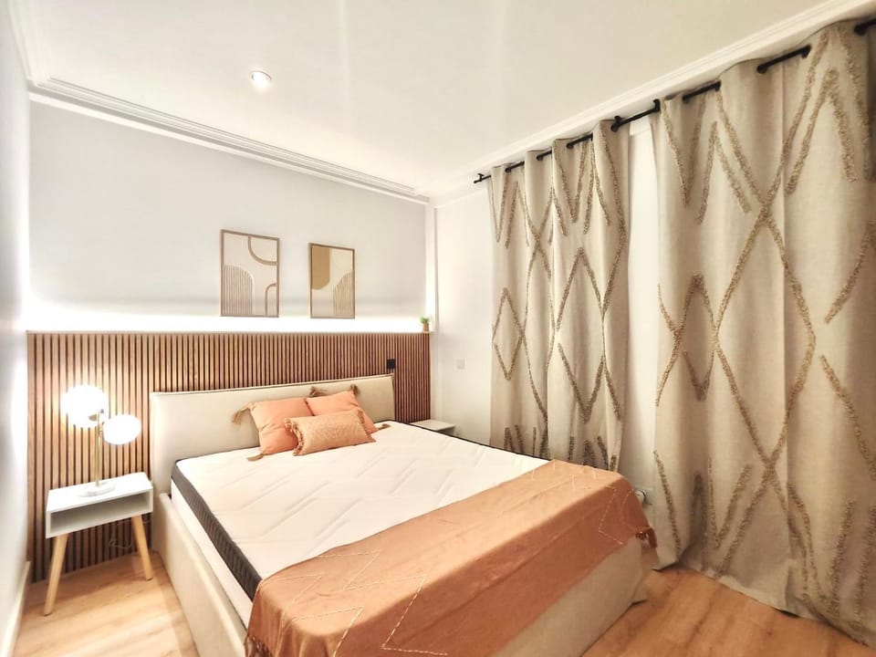 Aura Design Suite Apartment in Madrid