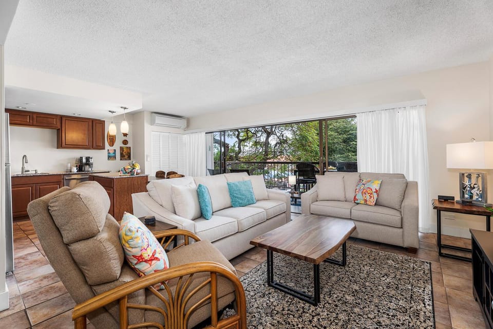 Kona Plaza 201 Apartment in Holualoa