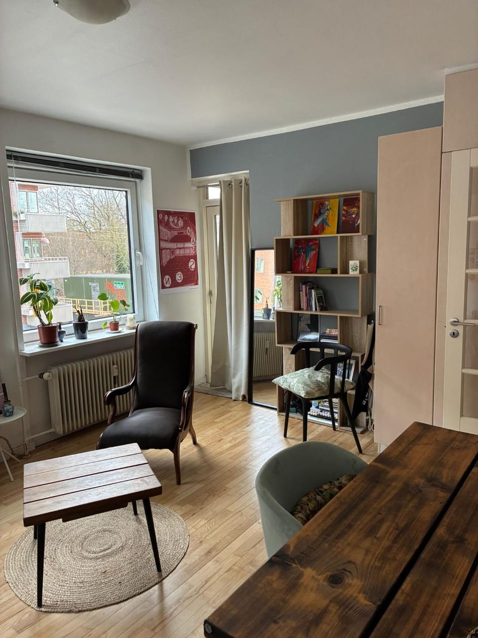 Cph Getaway - Central with Balcony I Lakes & Metro Apartment in Copenhagen
