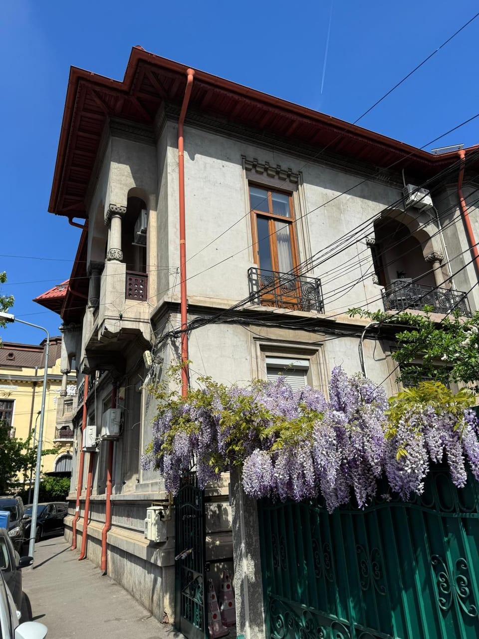 La Belle Époque Apartment in Bucharest
