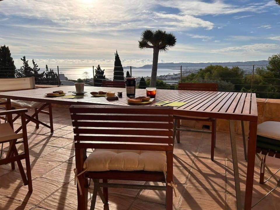 Natural landscape, View (from property/room), Balcony/Terrace, Sea view