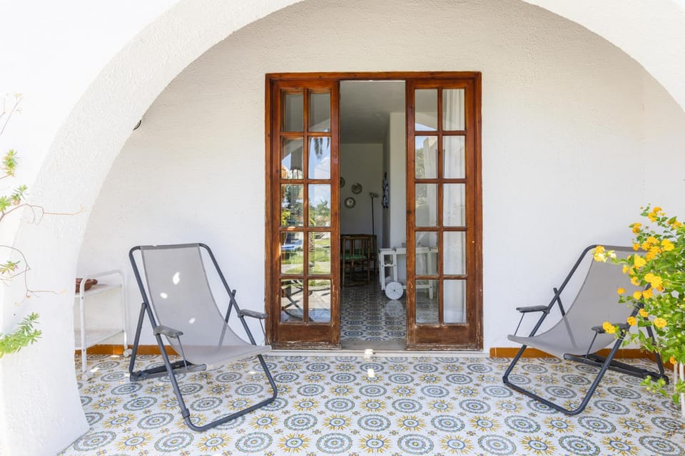 Patio, Balcony/Terrace, Balcony/Terrace, sunbed