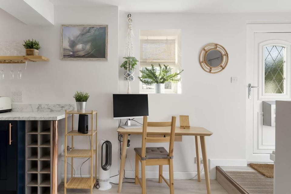 Beautiful Apartment with Parking Central Exeter Apartment in Exeter