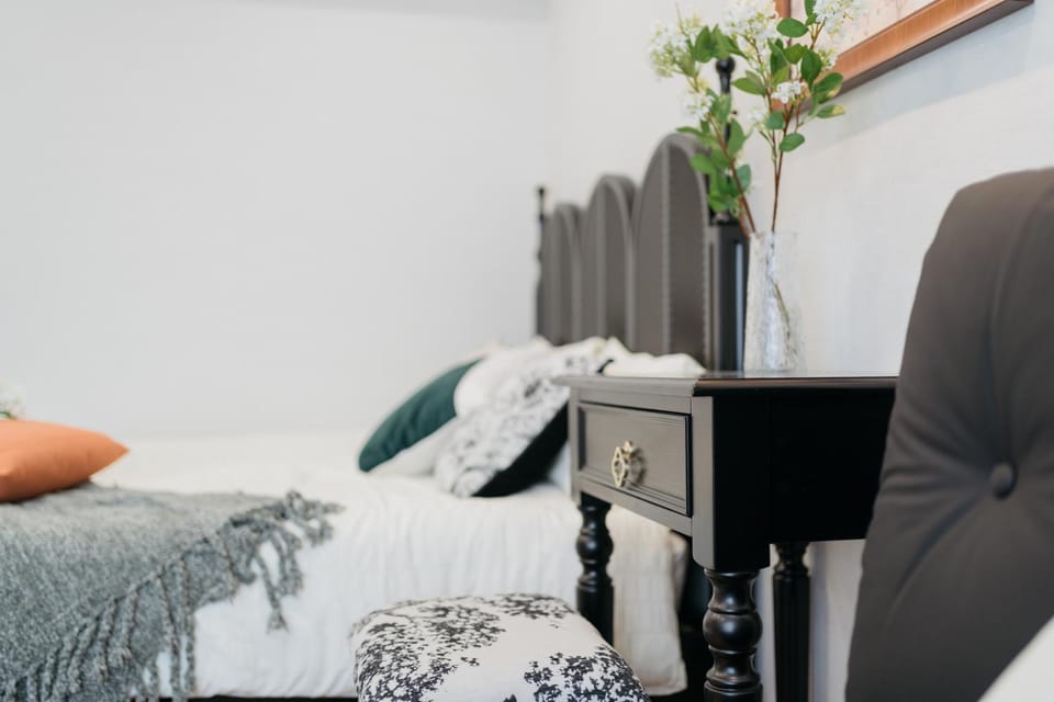 Bed, Bedroom