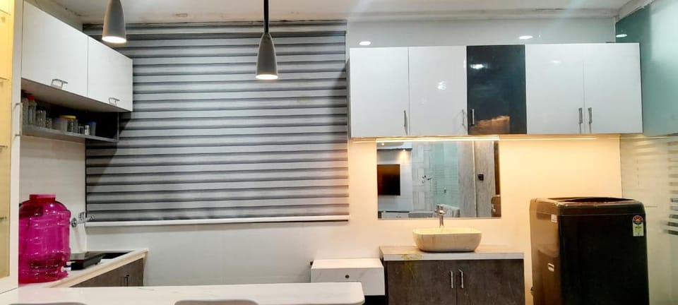 Kitchen or kitchenette, kitchen