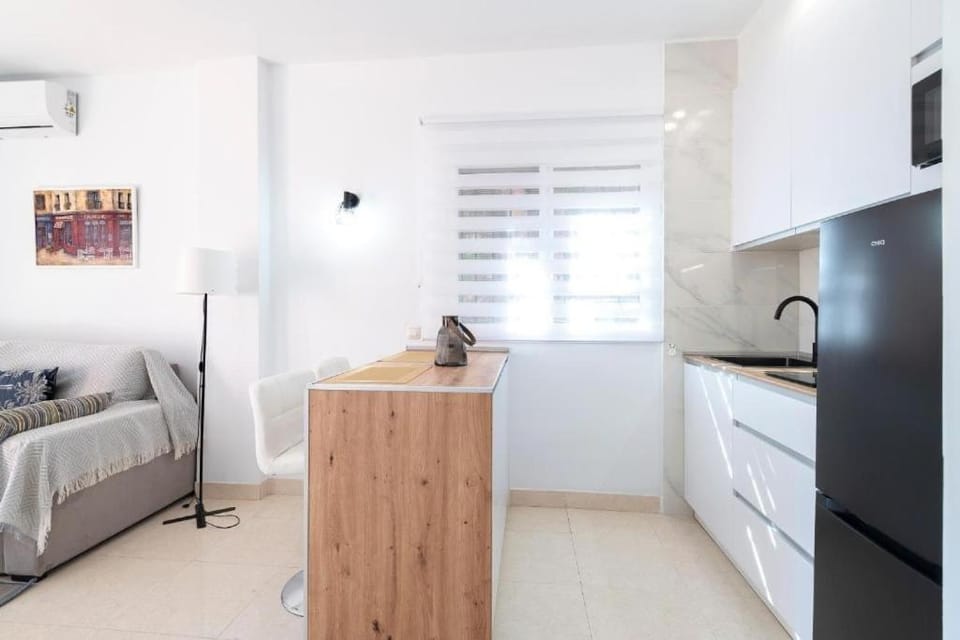Kitchen or kitchenette, kitchen