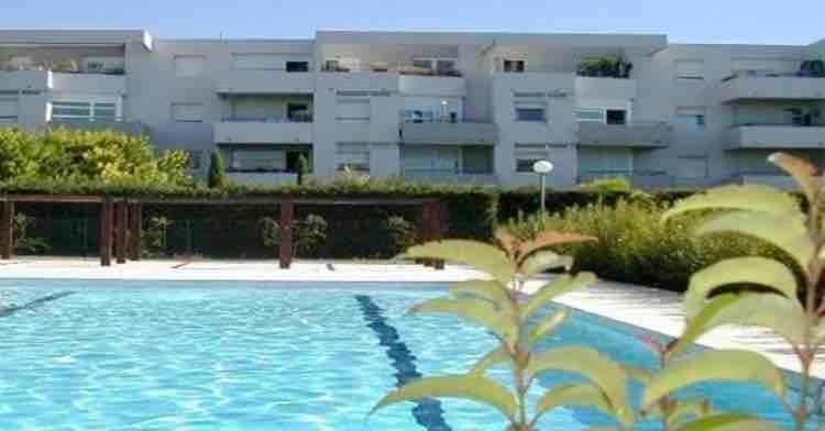2 pièces terrasse clim parking et piscine Apartment in Montpellier
