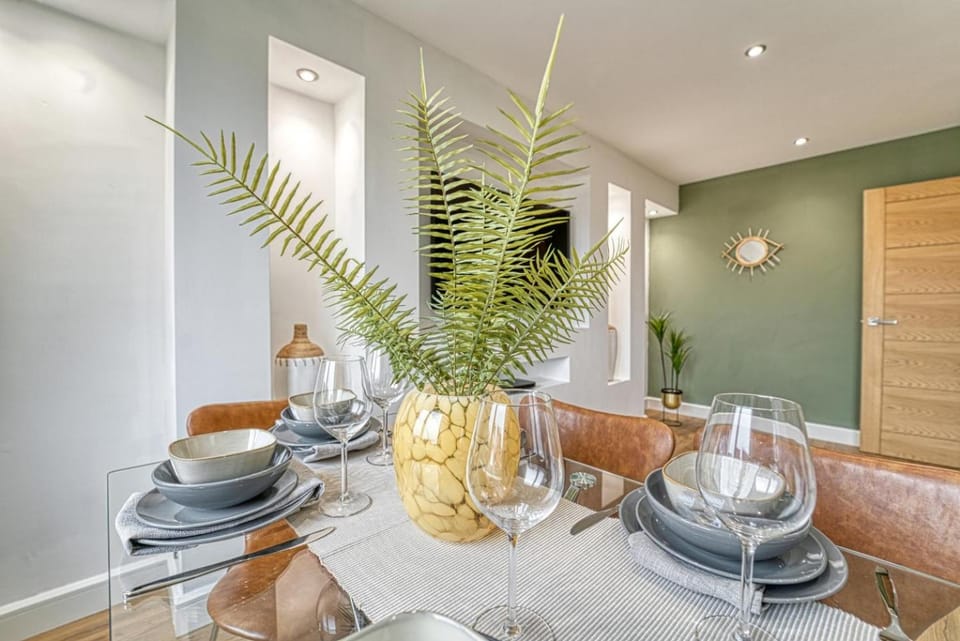 Worcester- 3 Bedrooms House in Worcester