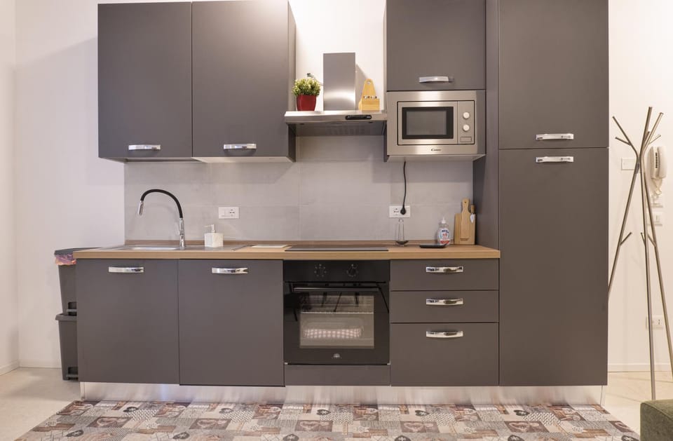 dishwasher, microwave, oven, kitchen