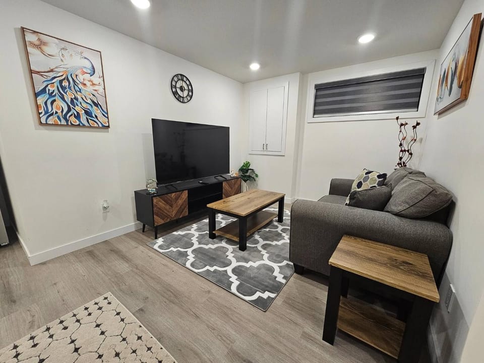 Living room, Decorative detail