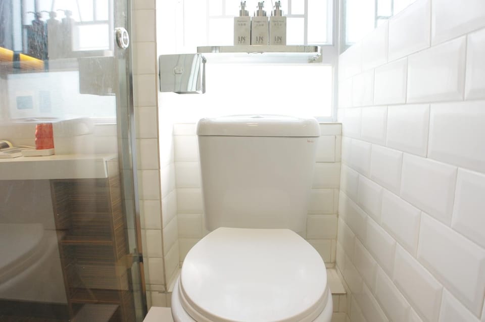 Toilet, Bathroom