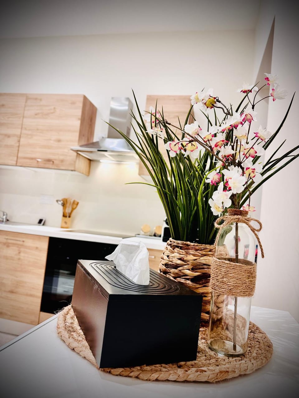 Kitchen or kitchenette, Decorative detail