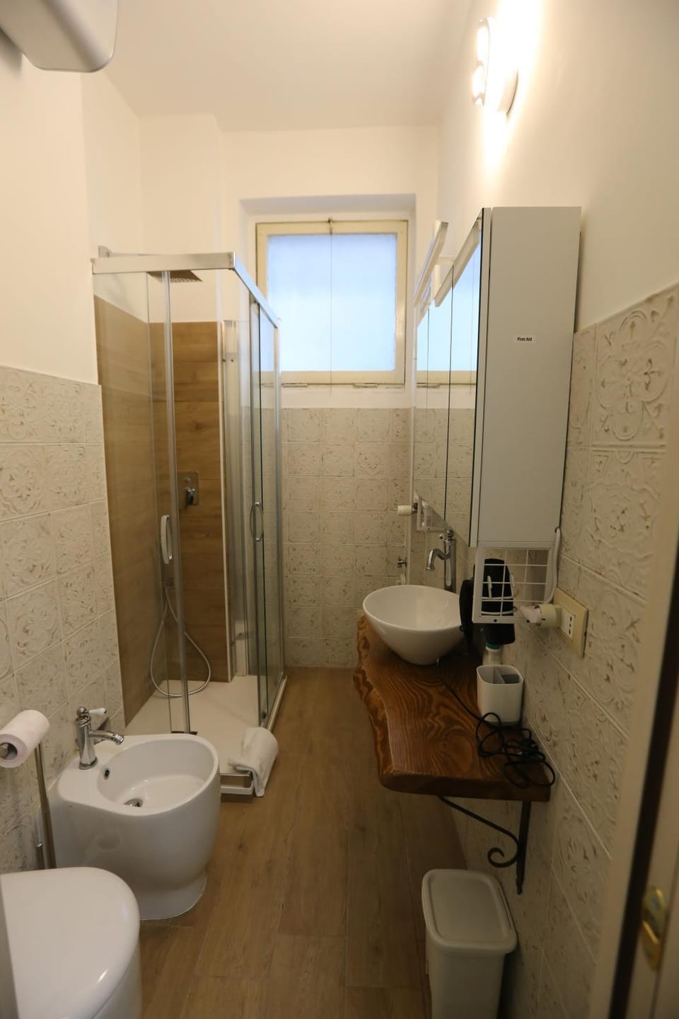 Casa Hexa – Monolocale smart con balcone, AC e parcheggio gratuito Apartment in Turin