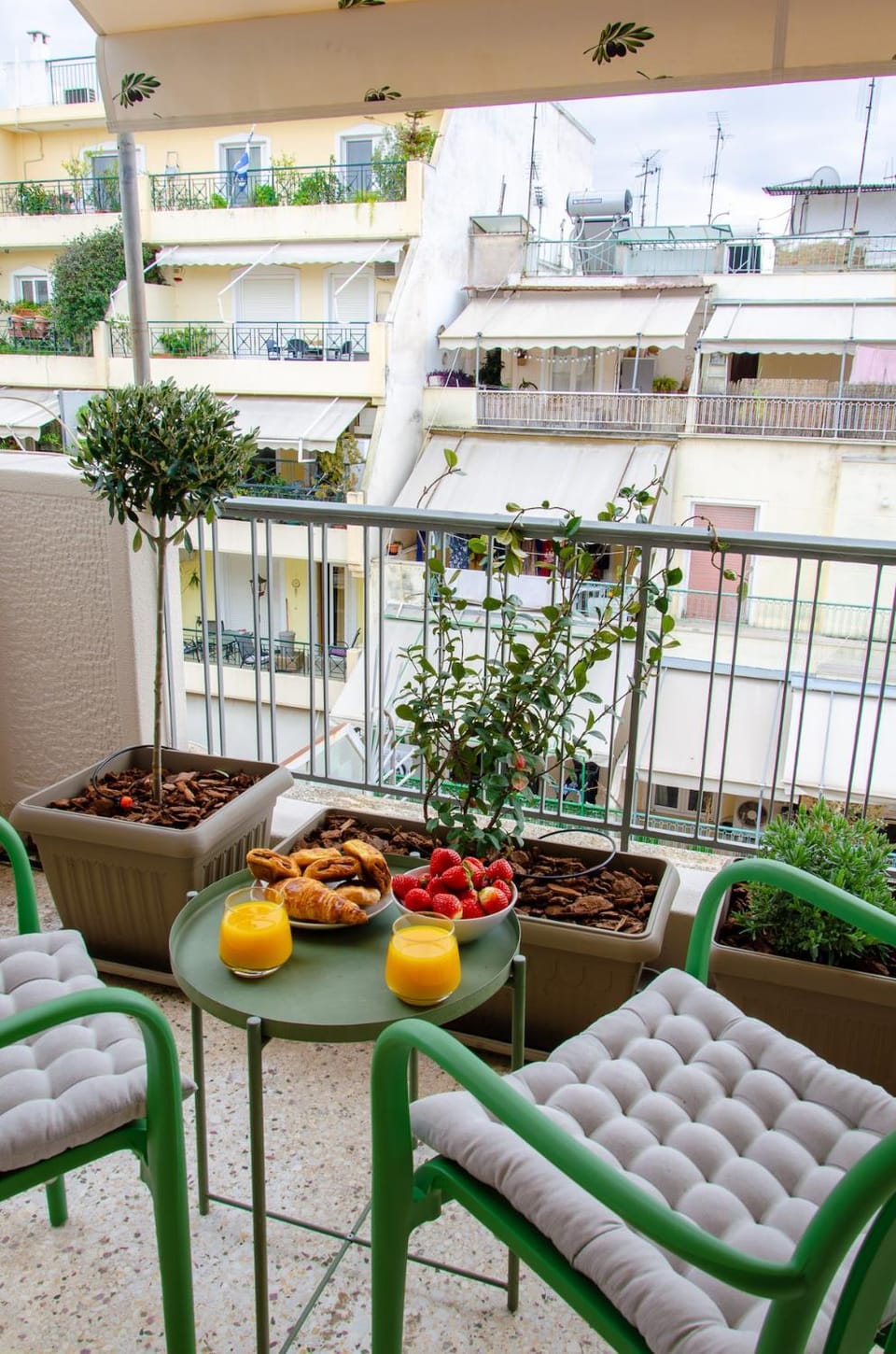 Athens SkyNest Apartment in Athens