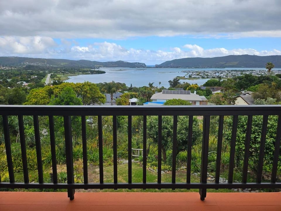 View (from property/room), Balcony/Terrace, Balcony/Terrace, Lake view