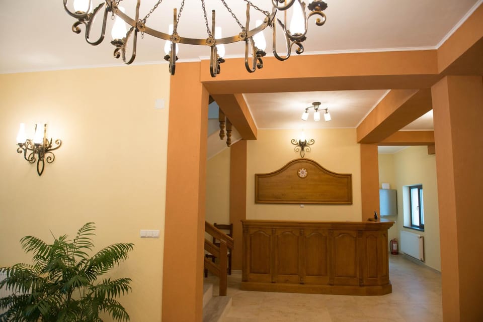Pensiunea Floare De Colt Bed and Breakfast in Romania