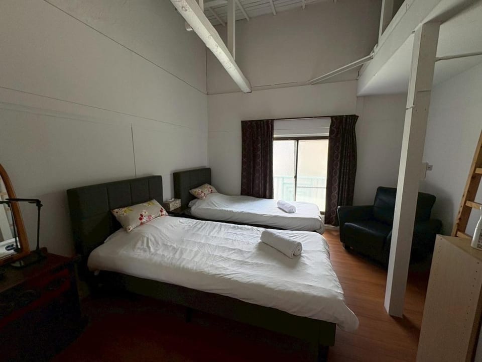 Runbull House Apartment in Japan