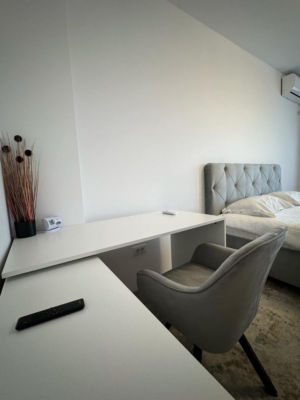 Q Elegance Palace mall Apartment in Romania