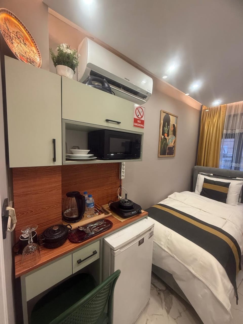 Cozy Studio Near Taksim Metro Station Apartment in Istanbul