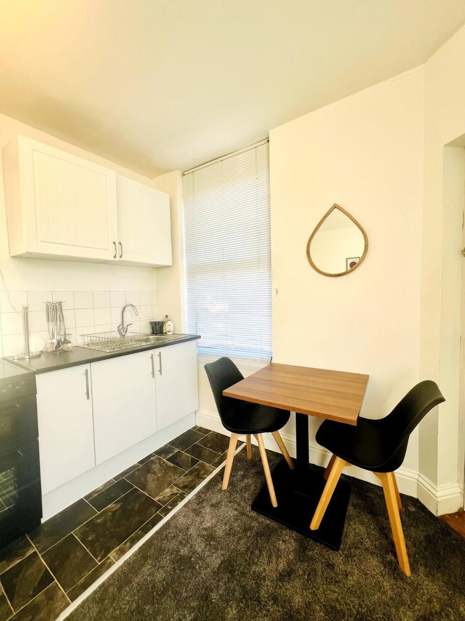 Homely House with Parking & WiFi Close to Centre House in Ipswich