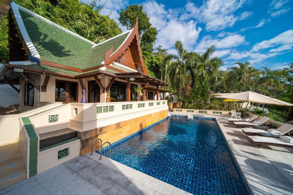 Property building, Swimming pool