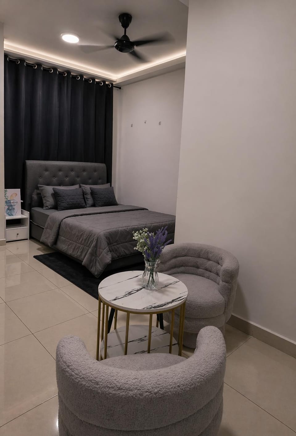 Photo of the whole room
