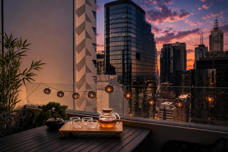 2BR CBD Zen Retreat - Pool, Gym & Free Parking Apartment in Melbourne