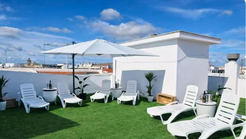 Bustos Tavera Central Suite Apartment in Seville