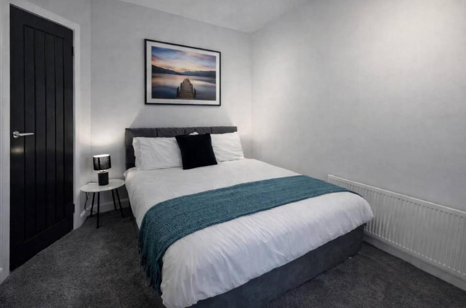 2 bed city side house House in Belfast