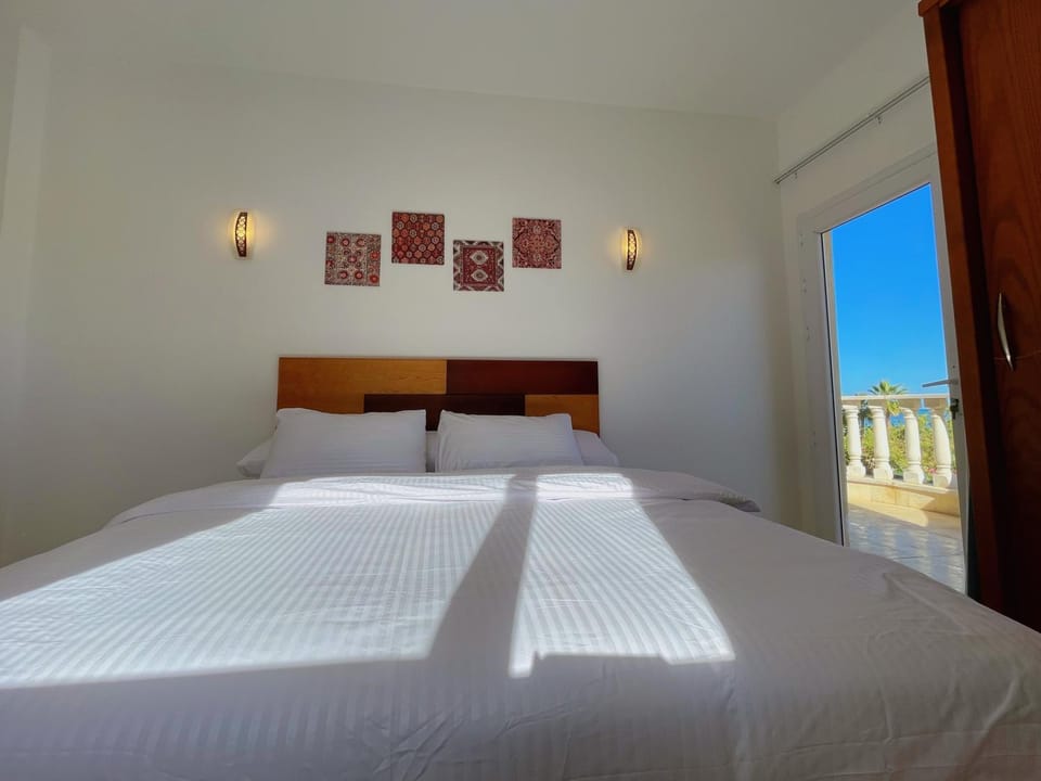 Bedroom, Sea view