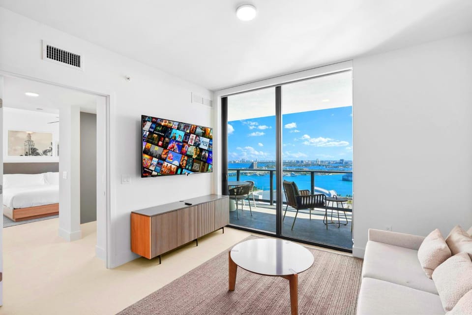 TV and multimedia, Living room, Seating area, Sea view