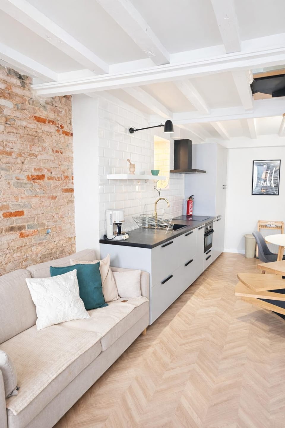 Elegant City Center Loft Apartment in Faro