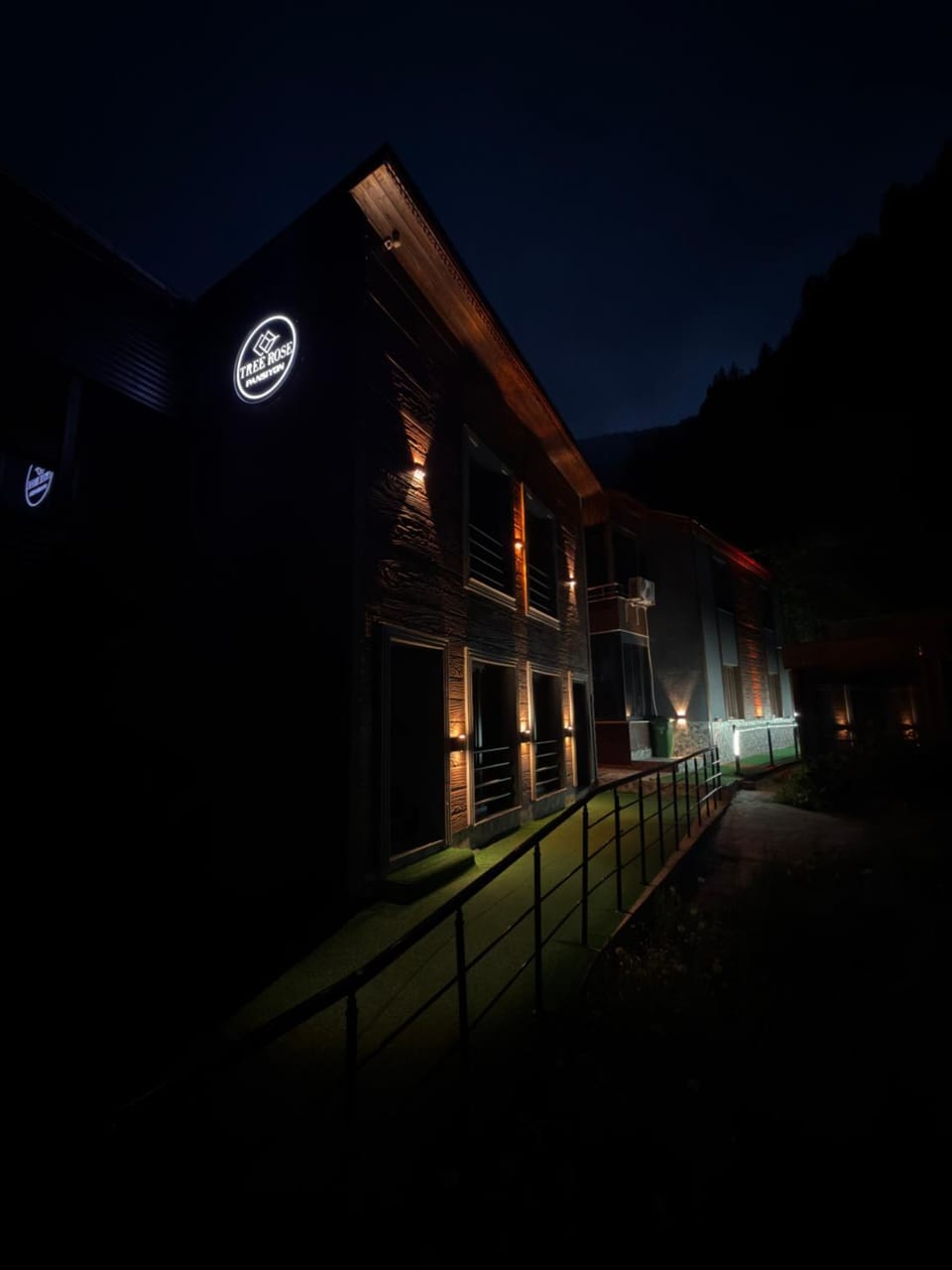 Property building, Night