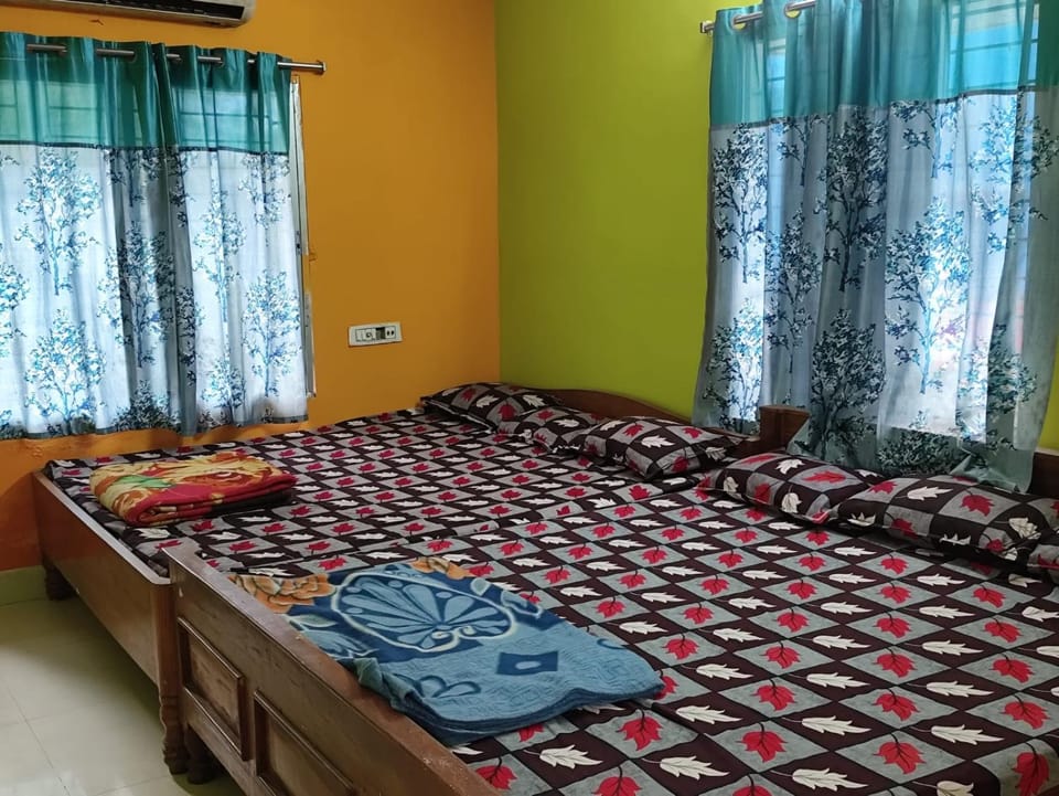 Naveli guest House Bed and Breakfast in West Bengal