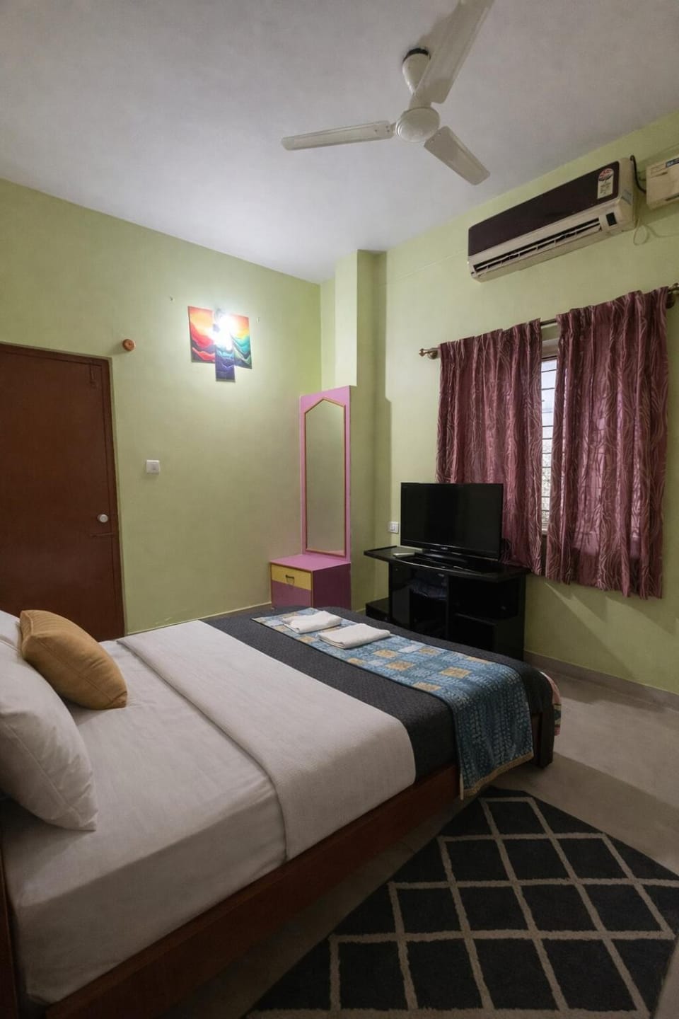 Casa Mysuru Boulevard Stay Cozy 2BHK AC Apartment in Mysuru