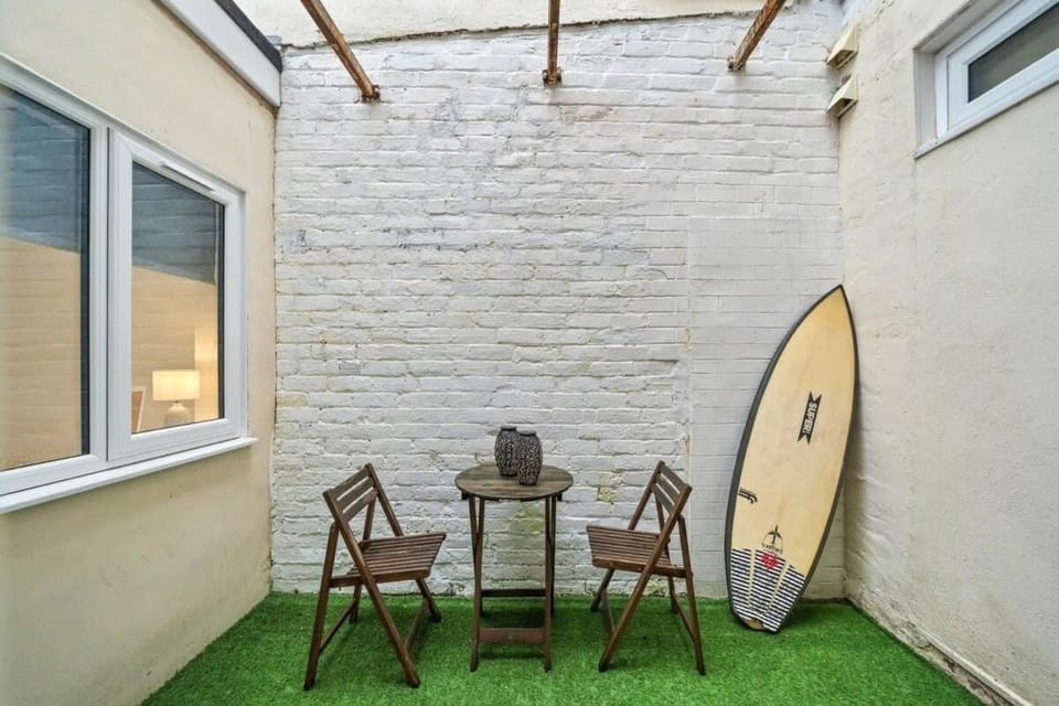 Modern Flat Minutes from Exmouth Sea Front Apartment in Exmouth