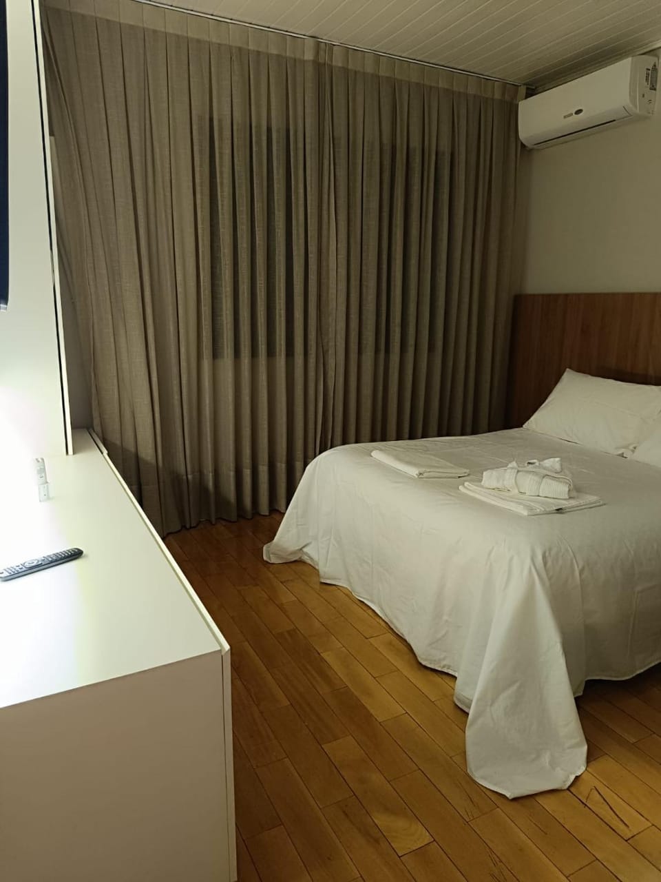 SHOW RURAL 2026- CASA COM AR e PISCINA PRIVATIVA House in Cascavel