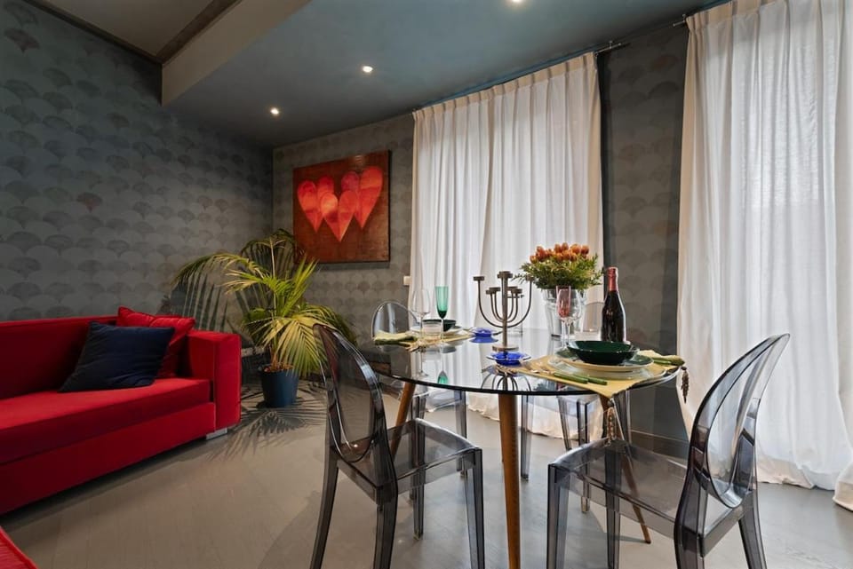 Modern and Particular Apartment in the Center Apartment in Milan