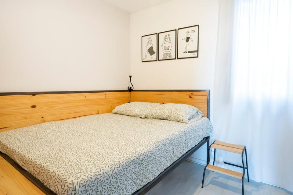 Living room, Bedroom