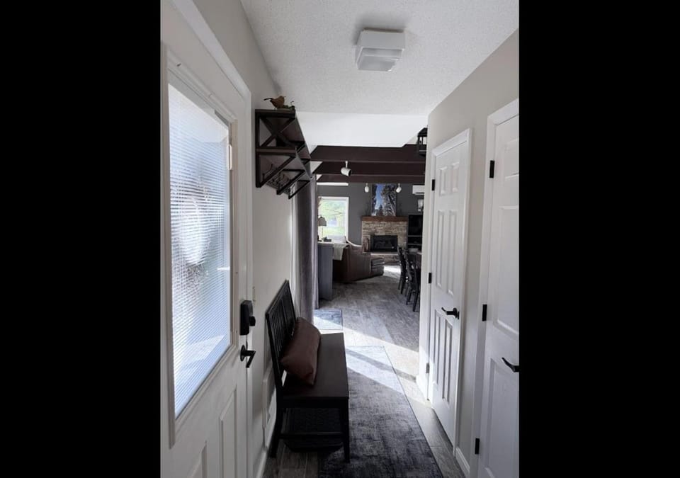 Haney Hideaway Warm and Welcoming Peek N Peak Condo Close to Lift 8 Sleeps 10 Apartment in Allegheny River