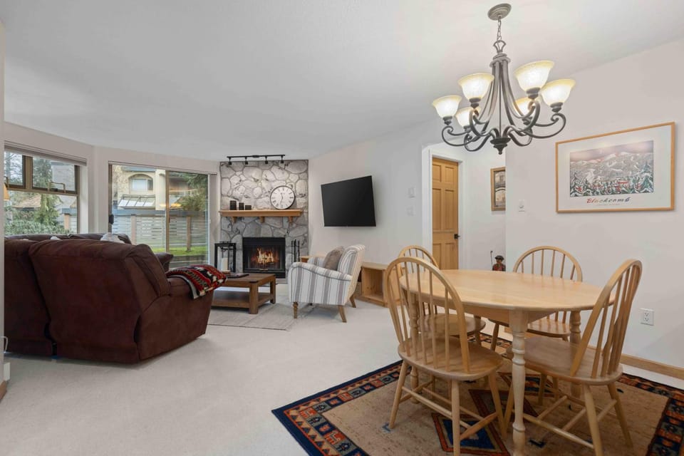 Glen Eagles by Whistler Premier Apartment in Whistler